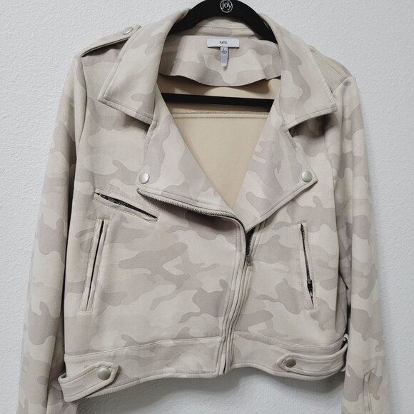 Fate Women's Moto Jacket Like New Size Large - Picture 3 of 7